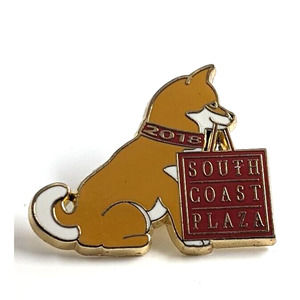 2018 Dog Puppy Shopping Bag South Coast Plaza Costa Mesa CA Animal Pin Advertise